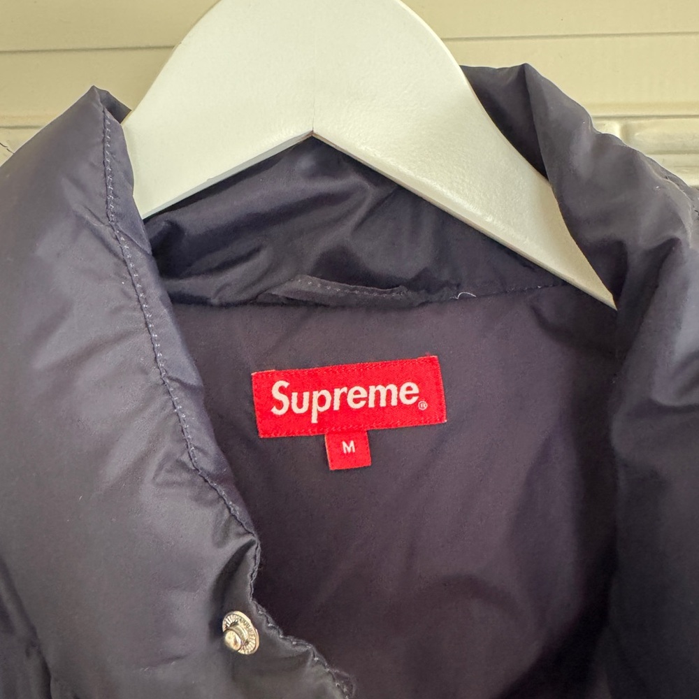 Supreme Gradient Puffer Jacket size Medium - image 2